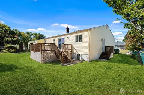 Exterior - 17 Ferris Rd, Edison, NJ 08817 photo 8 of 8