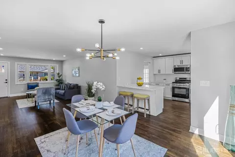 Dining - 17 Ferris Rd, Edison, NJ 08817 photo 4 of 5