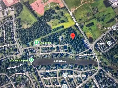 76 Woodland Rd, Piscataway, NJ 08854