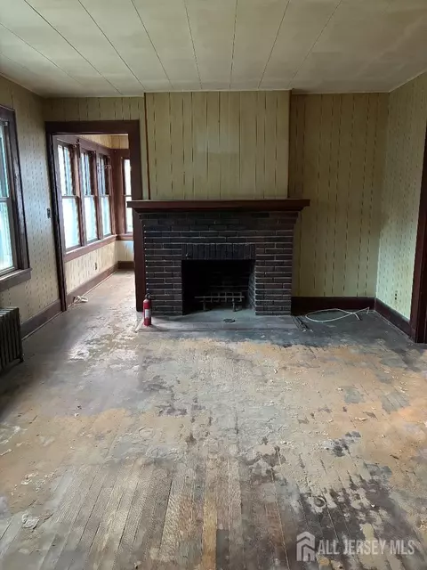 128-128 N 1st St, Dunellen, NJ 08812