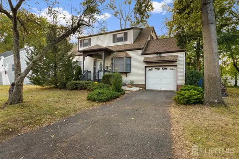 16 Wilson Ave, Spotswood, NJ 08884