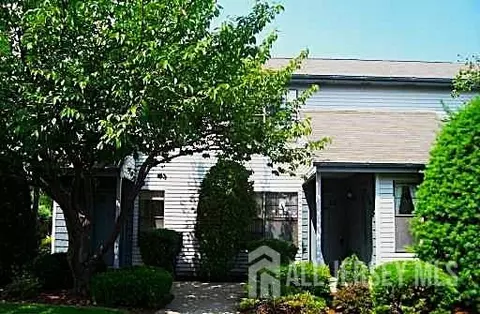1901 Woodbridge Commons Way, Iselin, NJ 08830