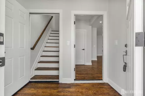 23 S 4th Ave, Highland Park, NJ 08904