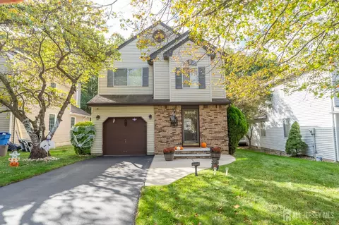 33 Shelly Rd, Old Bridge, NJ 08857