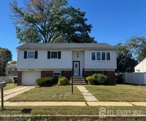 37 Shirley Blvd, Old Bridge, NJ 08857