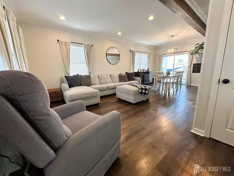Living - 205 Old Rd, Sewaren, NJ 07077 photo 1 of 4
