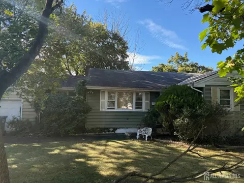 194 Washington Ave, Edison, NJ 08817 photo 1
