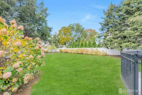 Exterior - 363 Grant Ave, Middlesex, NJ 08846 photo 14 of 18