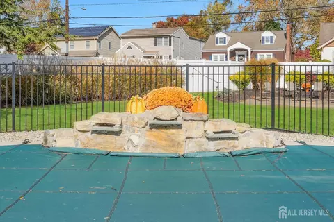 Exterior - 363 Grant Ave, Middlesex, NJ 08846 photo 9 of 18