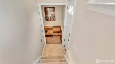 Entry Way - 363 Grant Ave, Middlesex, NJ 08846 photo 3 of 3