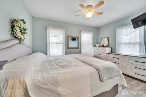 Bedroom - 363 Grant Ave, Middlesex, NJ 08846 photo 1 of 2