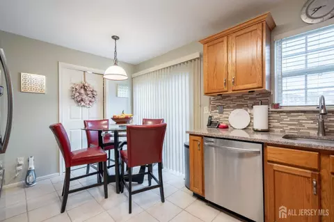 Other - 2008 Ridgeview Ct, Parlin, NJ 08859 photo 5 of 8