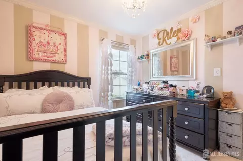 Bedroom - 2008 Ridgeview Ct, Parlin, NJ 08859 photo 2 of 4