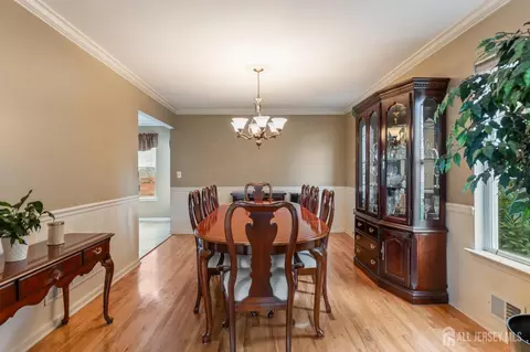 Dining - 5 Sutton Pl, Helmetta, NJ 08828 photo 1 of 3
