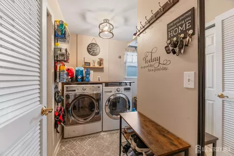 Other - 5 Sutton Pl, Helmetta, NJ 08828 photo 7 of 8