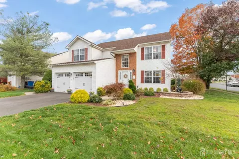 Exterior - 5 Sutton Pl, Helmetta, NJ 08828 photo 2 of 10