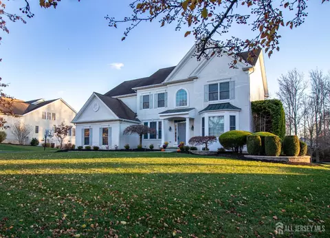34 Equestrian Way, Monroe, NJ 08831