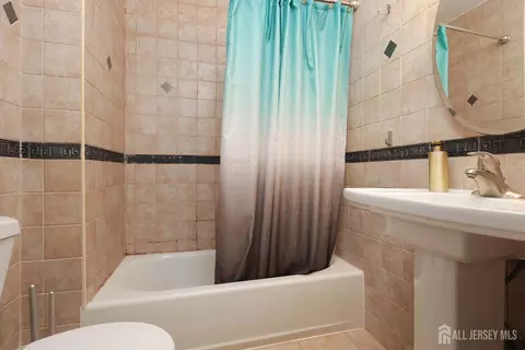 Bath - 92 Main St, Helmetta, NJ 08828 photo 1 of 4