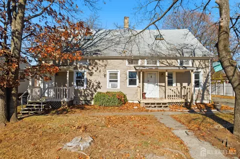 684 Old Post Rd, Edison, NJ 08817 photo 1