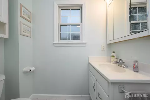 12 Diamond Ln, Howell, NJ 07731 photo 26