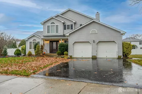 12 Diamond Ln, Howell, NJ 07731 photo 1