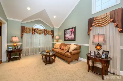 12 Diamond Ln, Howell, NJ 07731 photo 5