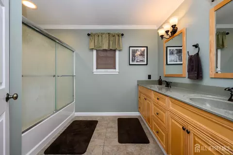 12 Diamond Ln, Howell, NJ 07731 photo 37