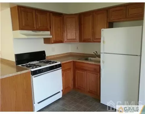 30 Judson St #6A, Edison, NJ 08837