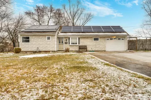 6 Woodrow Rd, South Brunswick, NJ 08824