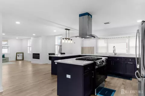 15 W Main St, Evesham, NJ 08053
