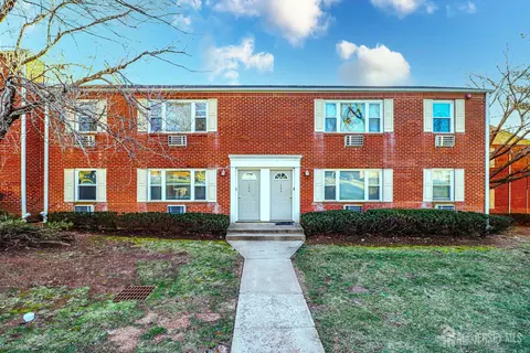 93 Fox Rd #6A, Edison, NJ 08817