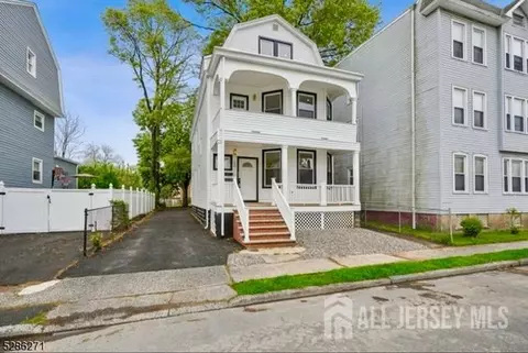 60 Cambridge St, East Orange, NJ 07018
