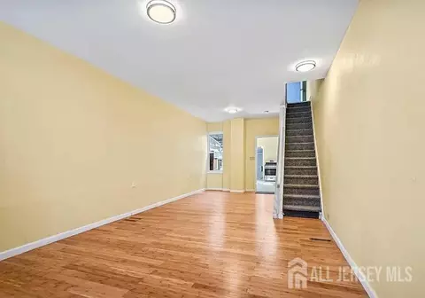 215 Rusling St, Trenton, NJ 08611