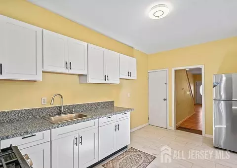 219 Rusling St, Trenton, NJ 08611