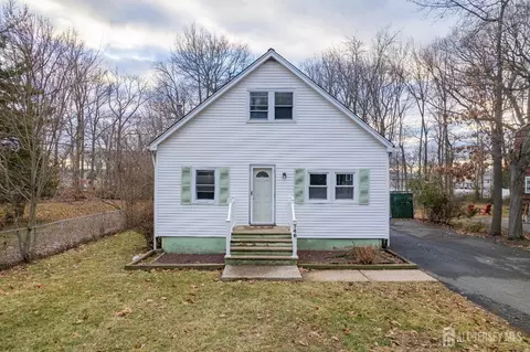 746 Spruce Rd, North Brunswick, NJ 08902