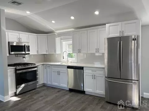 141 Mckinley Ave, Old Bridge, NJ 08879