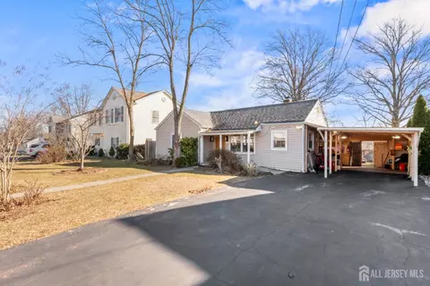 46 Runyon Ave, Edison, NJ 08817