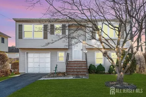 261 Catherine St, South Amboy, NJ 08879