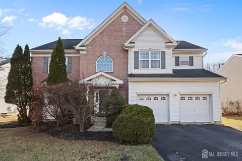 3 Summerfield Dr, Princeton, NJ 08540