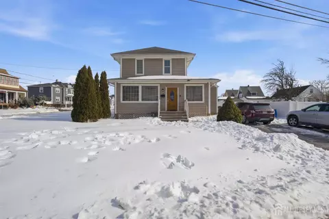 54 E Pennsylvania Ave, Avenel, NJ 07001