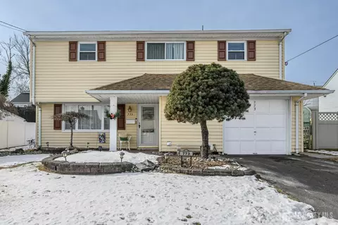773 Shannon Ave, Perth Amboy, NJ 08861