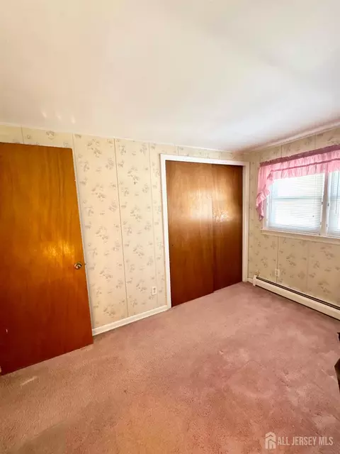 Bedroom - 107 Zoar Pl, Middlesex, NJ 08846 photo 5 of 6