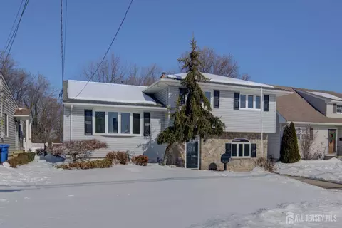 251 Connors Dr, South Amboy, NJ 08879