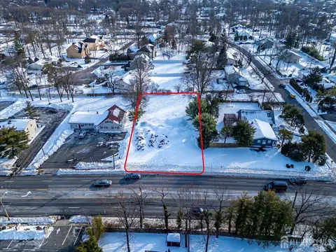 1821 Oak Tree Rd, Edison, NJ 08820 photo 1
