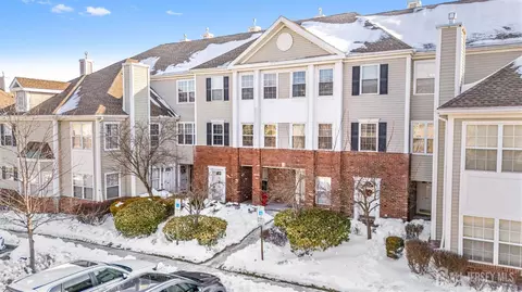 2503 Ridgeview Ct, Parlin, NJ 08859