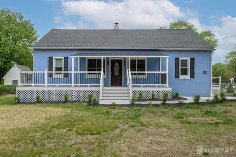 1326 Herbert Blvd, Monroe, NJ 08094