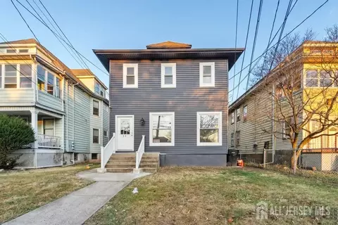29 S 2nd Ave S, Highland Park, NJ 08904