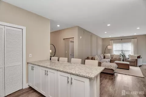715 Stiller Ln, Monroe, NJ 08831