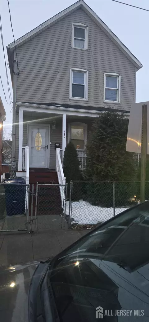 283 Washington St, Perth Amboy, NJ 08861
