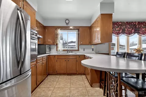 Kitchen - 6 E 2nd St, Port Reading, NJ 07064 photo 2 of 5